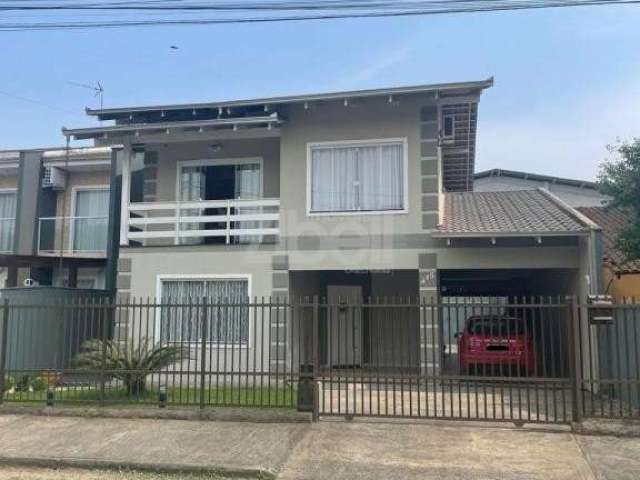 SOBRADO no JARDIM SOFIA com 3 quartos para VENDA, 216 m²