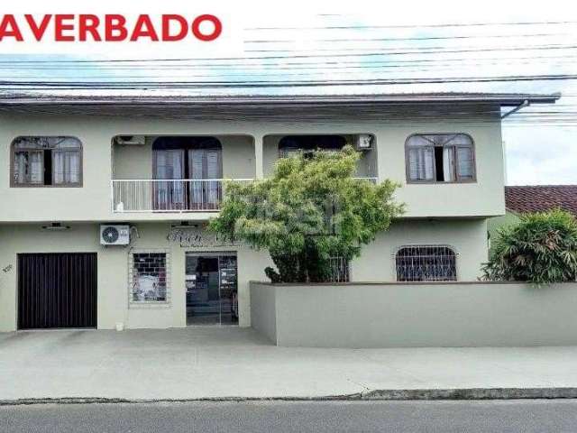 CASA no IRIRIÚ com 6 quartos para VENDA, 252 m²