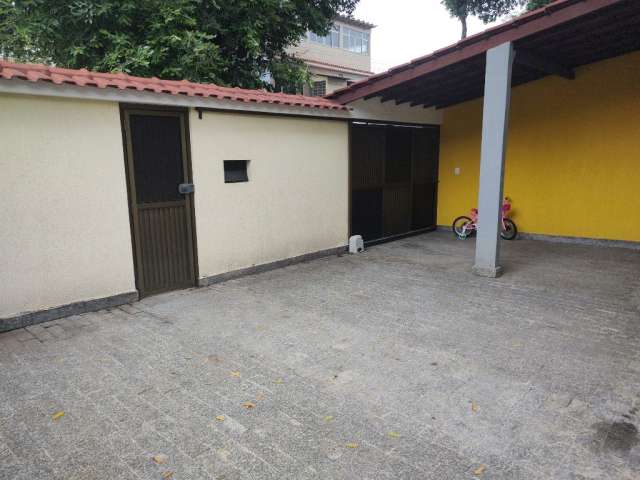 Casa 3 quartos!! Aceita financiamento bancário.