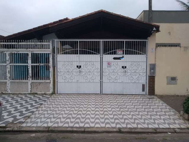 Casa geminada linda para venda no Jd. Real