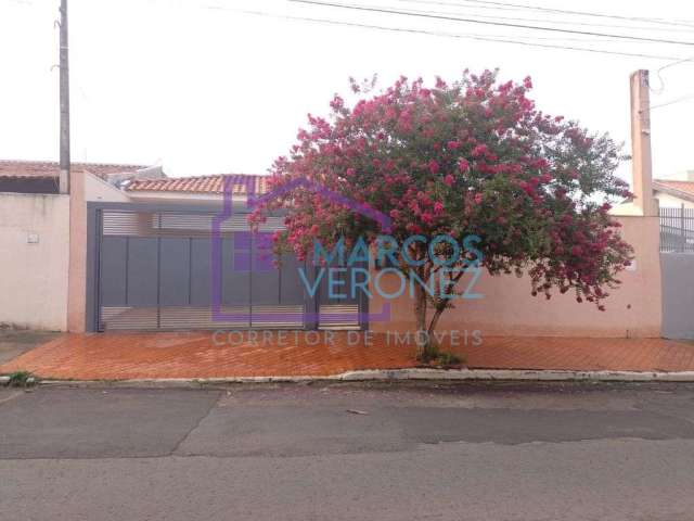 Casa com 3 quartos à venda no Bassan, Marília , 230 m2 por R$ 750.000