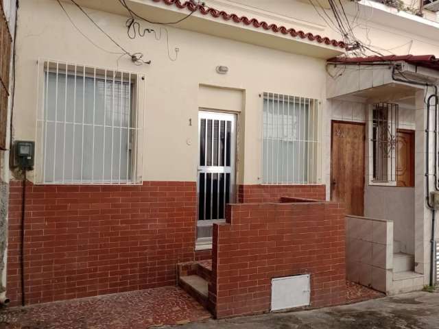 Oportunidade casa em vila isabel 2 quartos com pequeno quintal