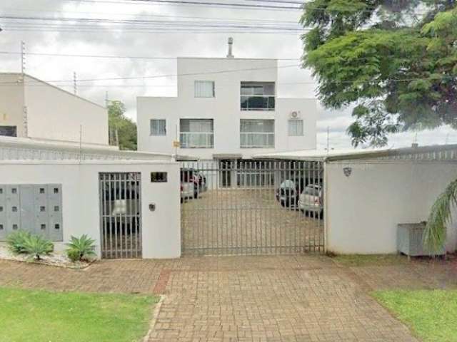 SANTA CRUZ - 2 Quartos, Sacada c/Churrasq, poço semi artesiano, 1 vaga, A/C-60m²