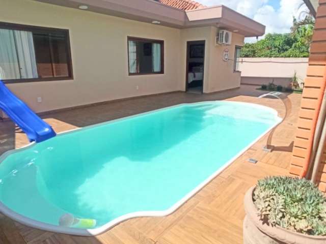 TROPICAL - SUÍTE, 2 QUARTOS, ESPAÇO GOURMET, PISCINA, 2 VAGAS, A/C-182m²