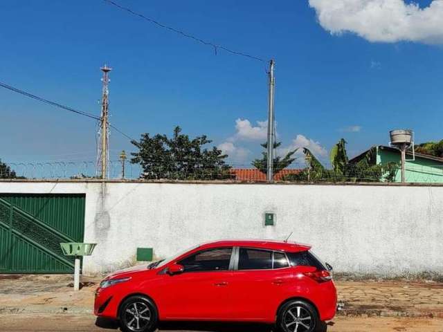 Casa à Venda 3 quartos, sendo 1 suíte no Jardim Guanabara em Goiânia / GO.