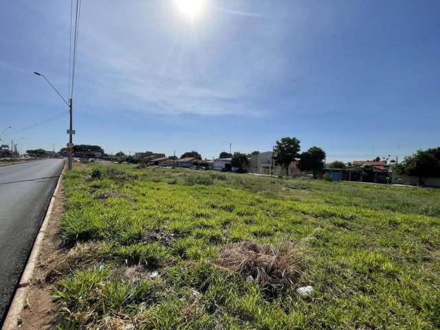 Área Comercial à Venda no bairro Pontal Sul em Aparecida de Goiânia / GO.