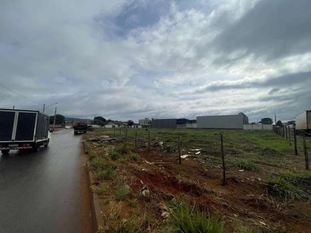 Área / Terreno Comercial à Venda  no Parque Oeste Industrial em Goiânia / GO.