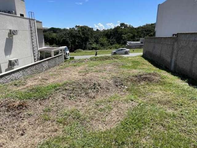 Lote à venda no Condomínio Jardins Barcelona em Senador Canedo.