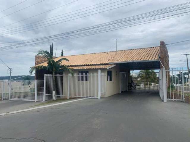 Lote à venda no Condomínio Fechado Náutico Privê em Caldas Novas / GO.