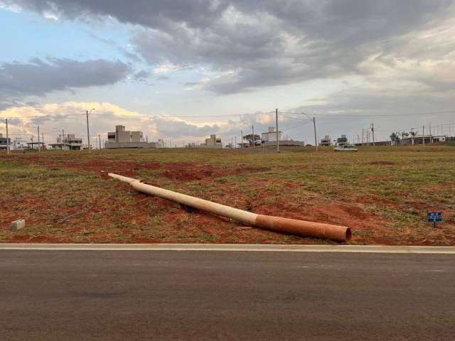 Lote / Terreno à venda no Condomínio Fechado Jardins Parma em Senador Canedo / GO.