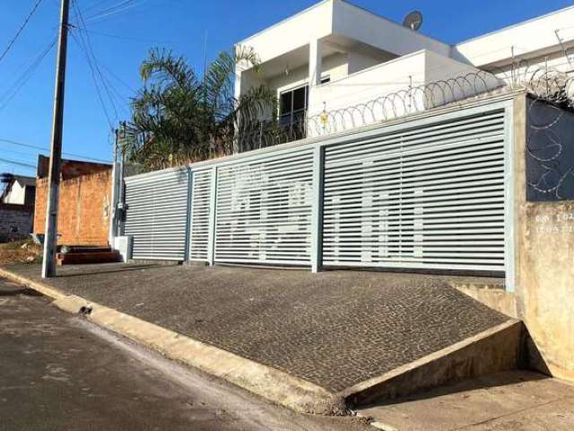 Casa / Sobrado 3 Quartos à venda, Setor Cristina, Goiânia, GO