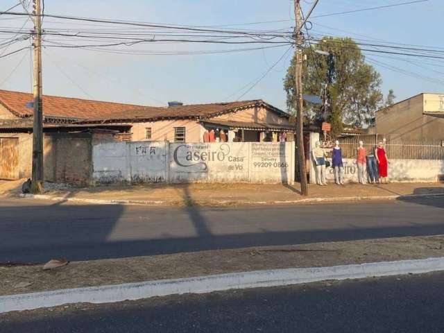 Terreno / Lote de esquina Comercial à Venda no Bairro Goiá em Goiânia / GO.