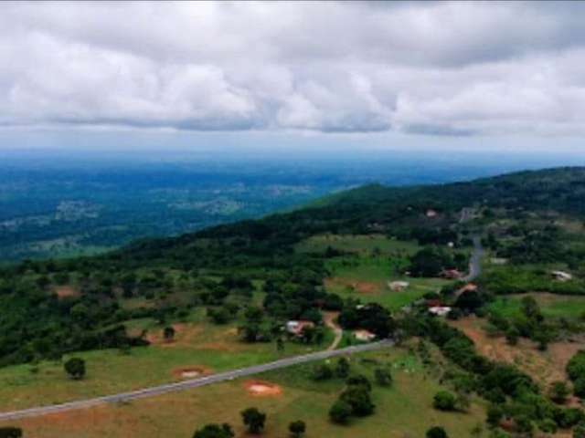 Fazenda à Venda 232 hectares, banhado pela cachoeira do Macaco em Acorizal- MT.