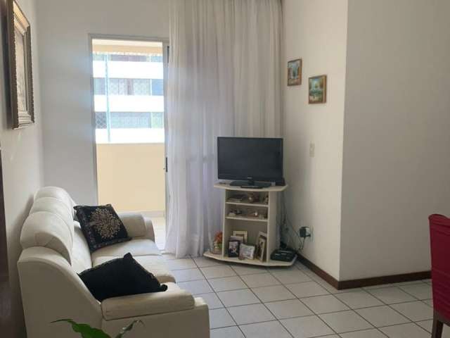 Apartamento 3/4 com 2 Suítes no Costa Azul