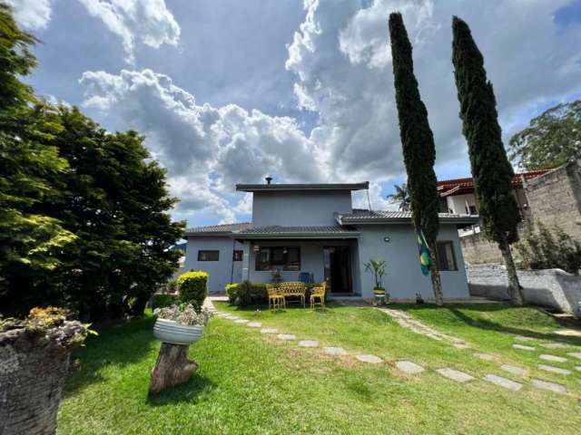 Casa com 4 dormitórios à venda, 190 m² por R$ 980.000,00 - Condomínio Marf II - Bom Jesus dos Perdões/SP