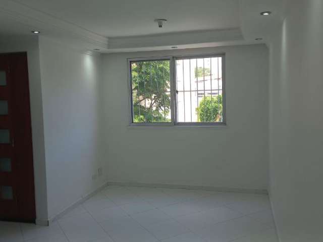 Lindo apartamento com 02 dormitórios e pronto para morar