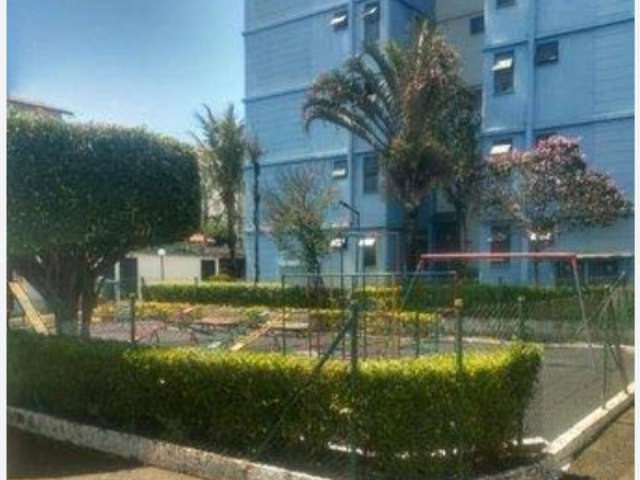 Lindo apartamento com 02 dormitórios e vaga Condomínio Floresta Azul