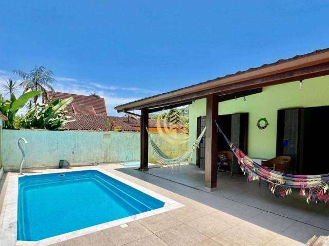 Casa com 3 dormitórios à venda, 150 m² por R$ 850.000,00 - Perequê-Mirim - Ubatuba/SP