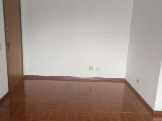 Apartamento com sacada a venda/permuta em Mauá-Jardim Maringá