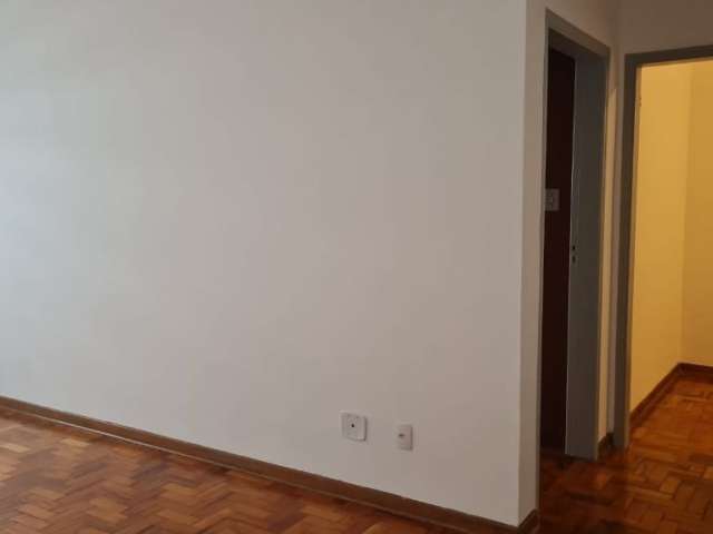 Apartamento SEMI MOBILIADO para locação na Santa Cecília em São Paulo