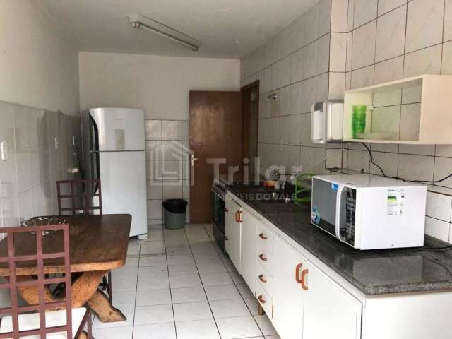 Casa com 15 quartos à venda em Santana, São José dos Campos , 284 m2 por R$ 700.000