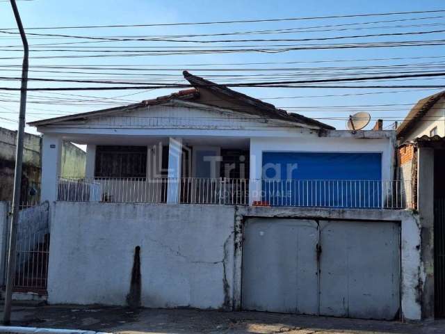 Casa no Alto da Ponte em Santana a venda