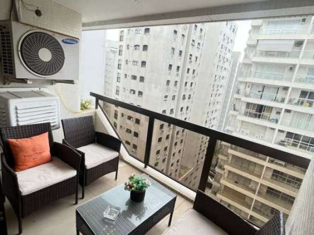 Apartamento Alto Padrão com sacada, 3 dormitórios sendo 1 suíte, na praia de PITANGUEIRAS - Guarujá/SP.