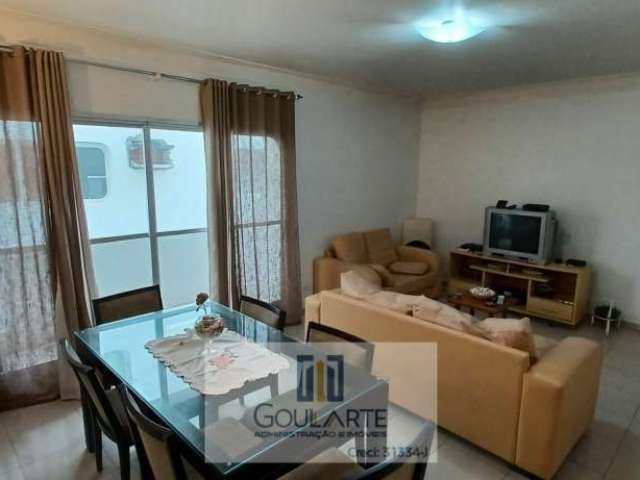 Apartamento padrão com 3 dormitórios sendo 1 suíte, lado praia da Enseada-Guarujá/SP.