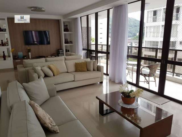 Apartamento sendo1 por andar, alto padrão, decorado, 5 dormitórios, todos os ambientes climatizados, lazer no condomínio, a menos de 200 metros da praia em Pitangueiras - Guarujá/SP.