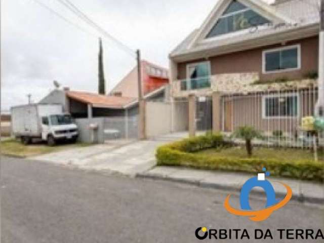 Espetacular Casa à Venda em Curitiba-PR, Bairro Xaxim: 3 Quartos, 1 Suíte, 1 Sala, 4 Banheiros, 3 Vagas de Garagem, 240m².