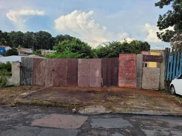 Terreno à venda no Xaxim, Curitiba  por R$ 480.000