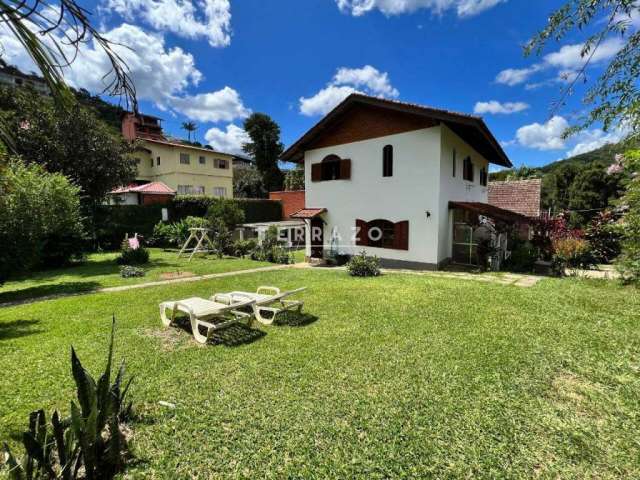 Casa à venda, 4 quartos, 1 suíte, 2 vagas, Golfe - Teresópolis/RJ