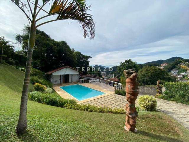 Casa à venda, 3 quartos, 1 suíte, 2 vagas, Tijuca - Teresópolis/RJ