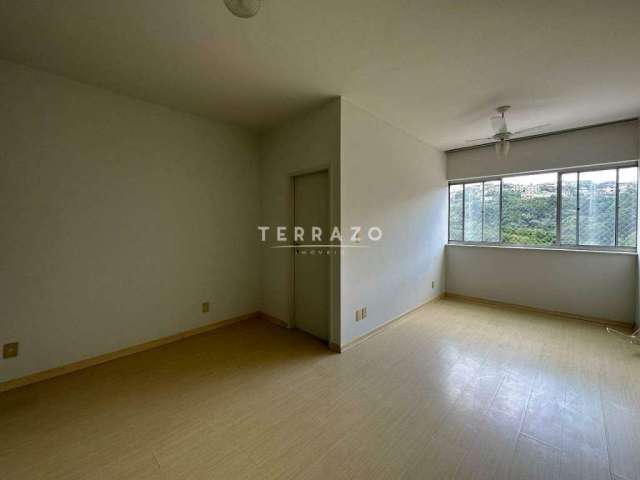 Apartamento à venda, 1 quarto, 1 vaga, Várzea - Teresópolis/RJ