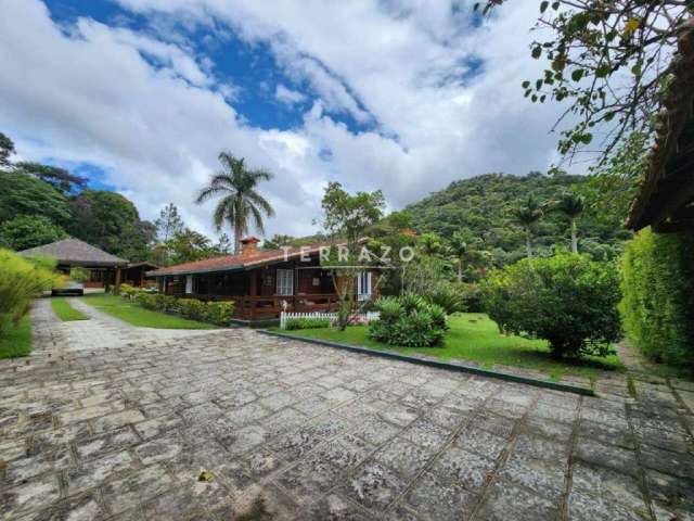 Casa em Condomínio à venda, 5 quartos, 2 suítes, Fazenda Boa Fé - Teresópolis/RJ