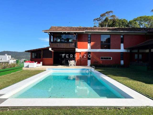 Casa à venda, 5 quartos, 2 suítes, 2 vagas, Alto - Teresópolis/RJ