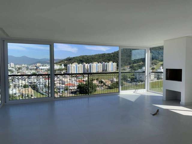 Apartamento à venda com 4 suítes na Pedra Branca Palhoça