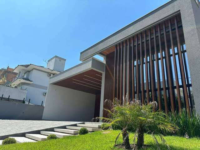 Casa à venda com 3 suítes no bairro Pedra Branca