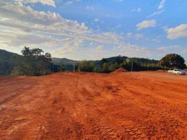 Terreno à venda em Atibaia-SP, bairro Portão, com 500,00 m² de área!