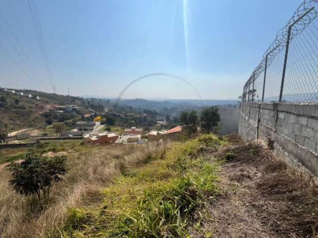 Excelente oportunidade: Terreno de 2.000 m² à venda em Atibaia-SP, no bairro Jardim Estância Brasil!