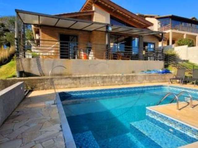 Linda Casa de Campo em Atibaia com piscina aquecida e uma vista exuberante