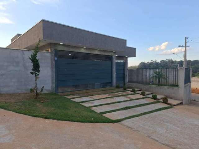 Casa à venda no bairro da Usina - Atibaia - Venha viver perto da represa