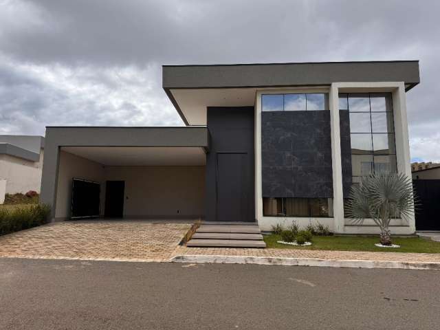 Casa térrea Alto Padrão no Condomínio Del Fiore