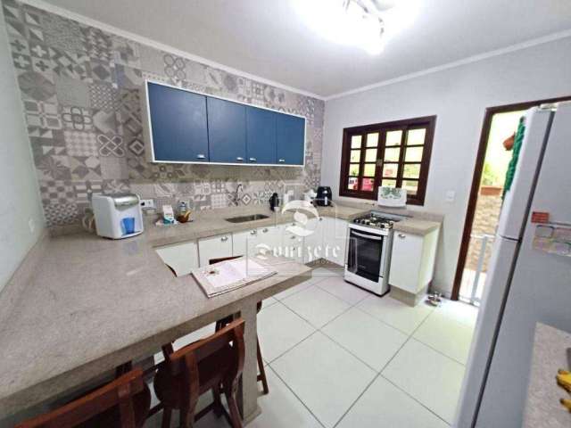 Sobrado com 3 dormitórios à venda, 200 m² por R$ 590.000,00 - Vila Humaitá - Santo André/SP