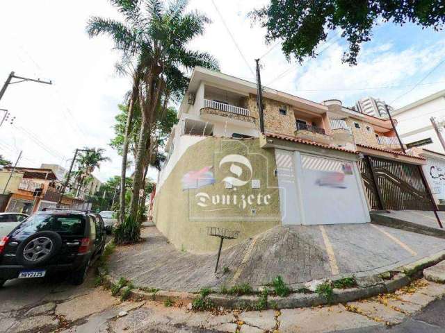 Sobrado com 3 dormitórios à venda, 294 m² por R$ 948.000,00 - Vila Assunção - Santo André/SP
