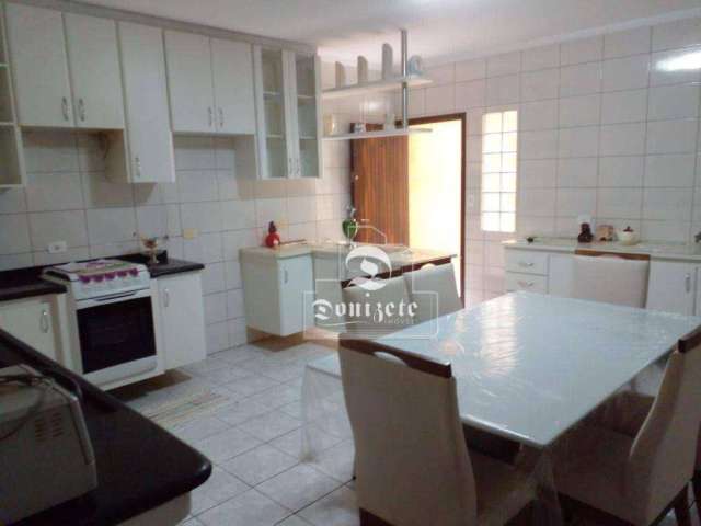 Sobrado com 3 dormitórios à venda, 175 m² por R$ 945.000,00 - Vila América - Santo André/SP