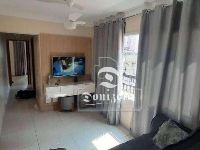 Apartamento com 2 dormitórios à venda, 52 m² por R$ 410.000,00 - Campestre - Santo André/SP