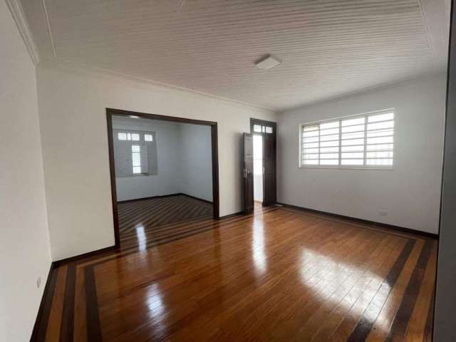 Casa para alugar na região central em Piracicaba com 3 dormitórios