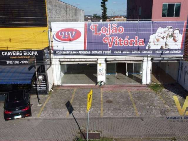 Loja Comercial em Ponto estratégico em via Super movimentada no Fazendinha! LOCAÇÃO