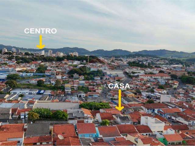 Casa à venda em Bragança Paulista-SP